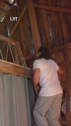 Savo sodybą Kaziliūnai vadina medine palapine