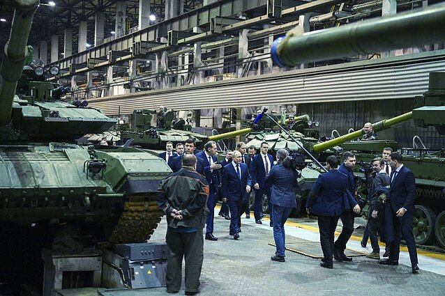 Володимир Путін і російська "оборонка" Володимир Путін і російська "оборонка"