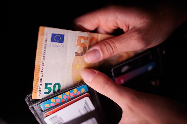 Mokesčių reformos rezultatai: nuo kitų metų mokėsime daugiau, daliai mažės algos