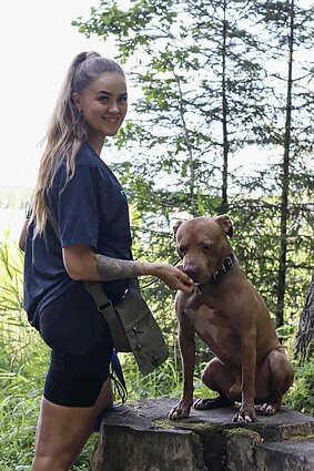 Telšių šuniukų namų vadovė Roberta Šliogerytė Telšių šuniukų namų vadovė Roberta Šliogerytė