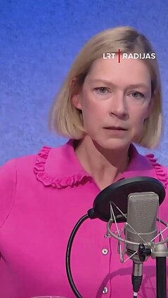 Aktorė Jaraminaitė apie erotinę sceną su Savicku: visi juokėsi iki ašarų