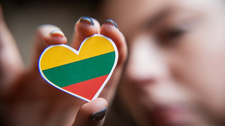 Tradicinis bėgimas „5 už Lietuvą“ subūrė daugiau nei du tūkstančius dalyvių