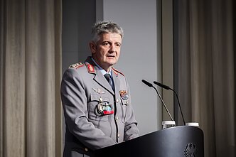Alexanderis Sollfrankas Alexanderis Sollfrankas