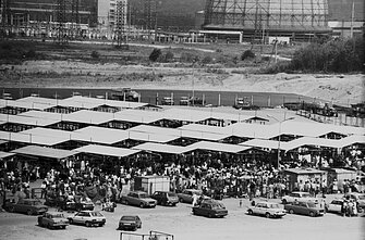 The open-air market of Gariūnai in the 1990s