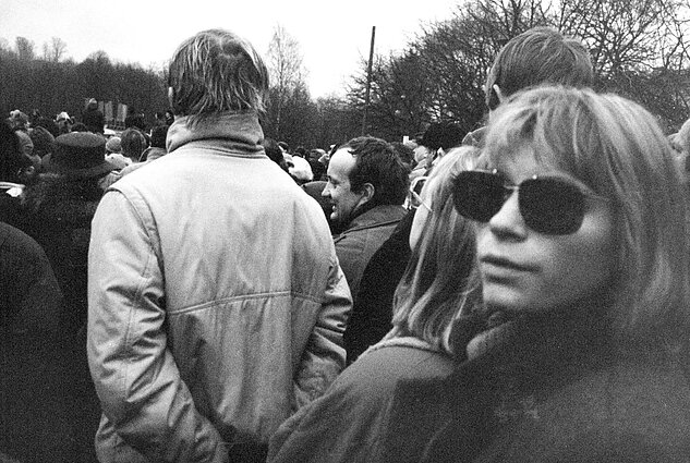 Akvilė Zavišaitė mitinge Vilniuje. 1988 m. Akvilė Zavišaitė mitinge Vilniuje. 1988 m.