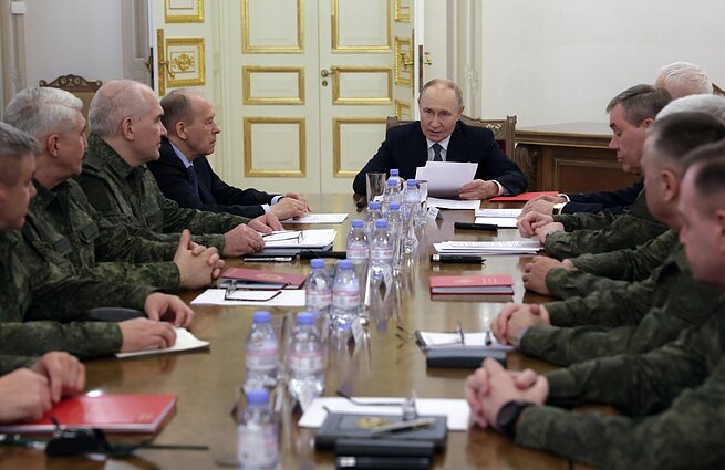 Vladimiras Putinas ir Rusijos karinė vadovybė