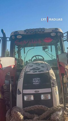 Ūkininkė pasidalijo įspūdžiais iš pirmojo traktorių dakaro