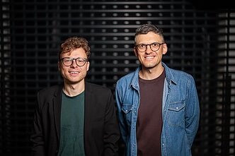 Laidos vedėjai Ignas Klėjus ir Tomas Vaičiūnas Laidos vedėjai Ignas Klėjus ir Tomas Vaičiūnas
