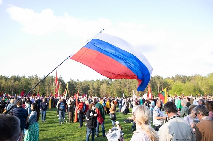 Lietuva įtraukė į „juodąjį sąrašą“ rusų reperį Ališerą Morgenšterną Lietuva įtraukė į „juodąjį sąrašą“ rusų reperį Ališerą Morgenšterną