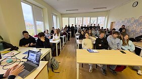 Профорієнтаціїна зустріч представників КАІ в Міжнародній українській школі Литви