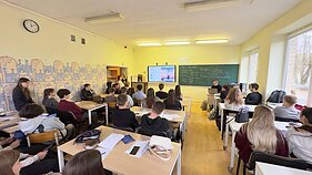 Профорієнтаціїна зустріч представників КАІ в Міжнародній українській школі Литви