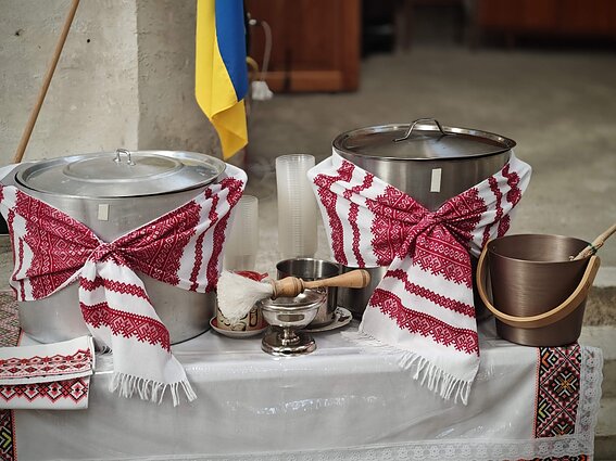 У Вільнюсі вшанували св. Йосафата: освятили вітраж з Витязем та нагородили його творців