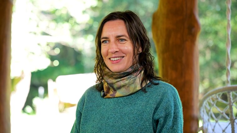 Naktis miške leidžianti tyrinėtoja: išgirsti žmogų nejauku, būna, kad apsupa ir džipai