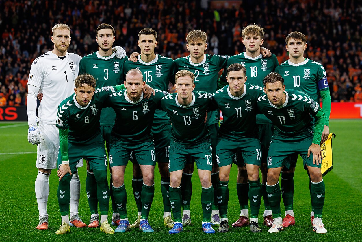 Lietuvos futbolo rinktinė. Pasaulio futbolo čempionato atranka: Nyderlandai – Lietuva Lietuvos futbolo rinktinė. Pasaulio futbolo čempionato atranka: Nyderlandai – Lietuva
