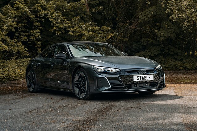 „Audi e-tron“