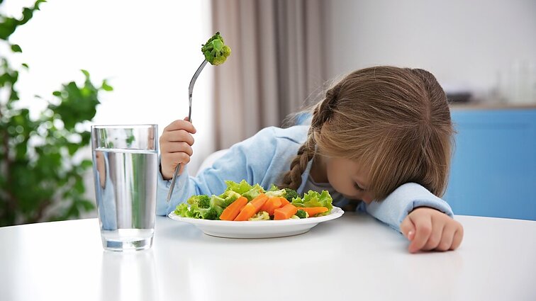 Patarė, kaip ugdyti teisingus valgymo įpročius vaikams: įtraukite į maisto gamybos procesą