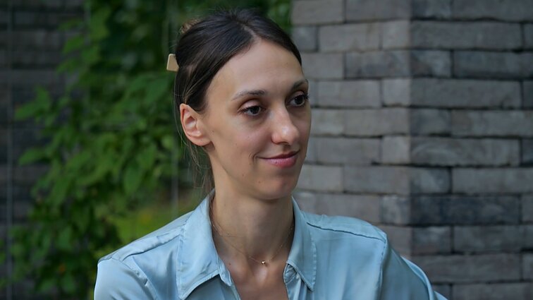 Pradėjusi nuo darbo striptizo klube Lauryna tapo vertėja: nesitikėjau, kad išvis įstosiu