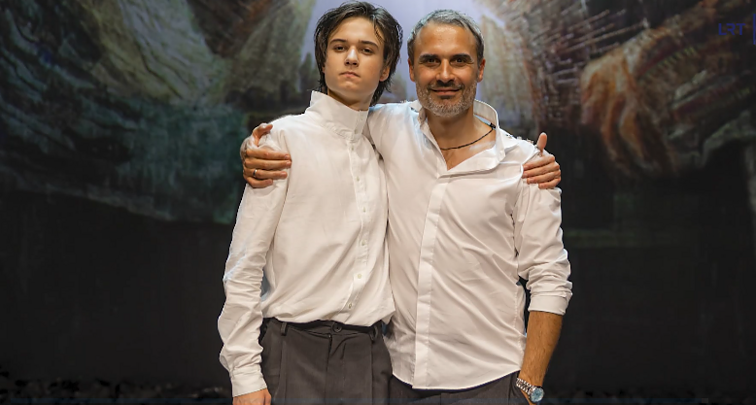 Mantas Jankavičius su sūnumi Benu