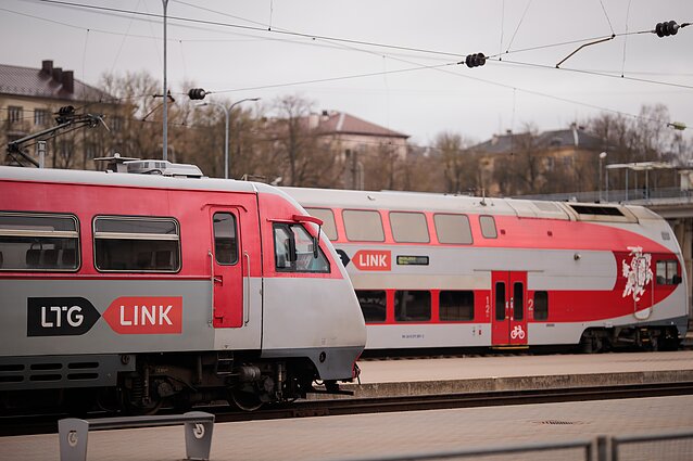 Atsakė, kaip Lietuvos geležinkeliai rūpinasi apsauga: „Scenarijus ruošiam ne dėl varnelių“
