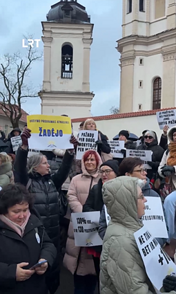 Prie Švietimo, mokslo ir sporto ministerijos trečiadienį mitingavo pedagogai