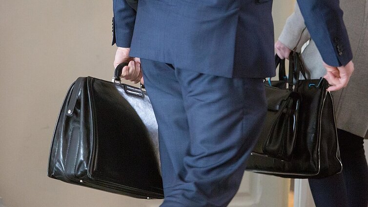 10 metų žmogiškumo: nepasiturinčiuosius kviečia nemokamoms teisinėms konsultacijomis