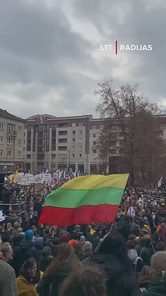 Sostinėje – tūkstančių žmonių mitingas