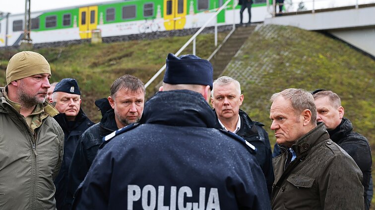 „Tai buvo valstybinis teroro aktas“: Lenkija ieško veiksmingo priešnuodžio sabotažams
