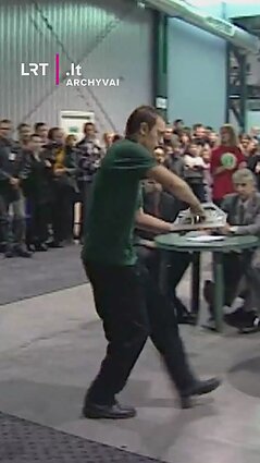 Barmenų, padavėjų ir virėjų konkursas, vykęs 1999 metais