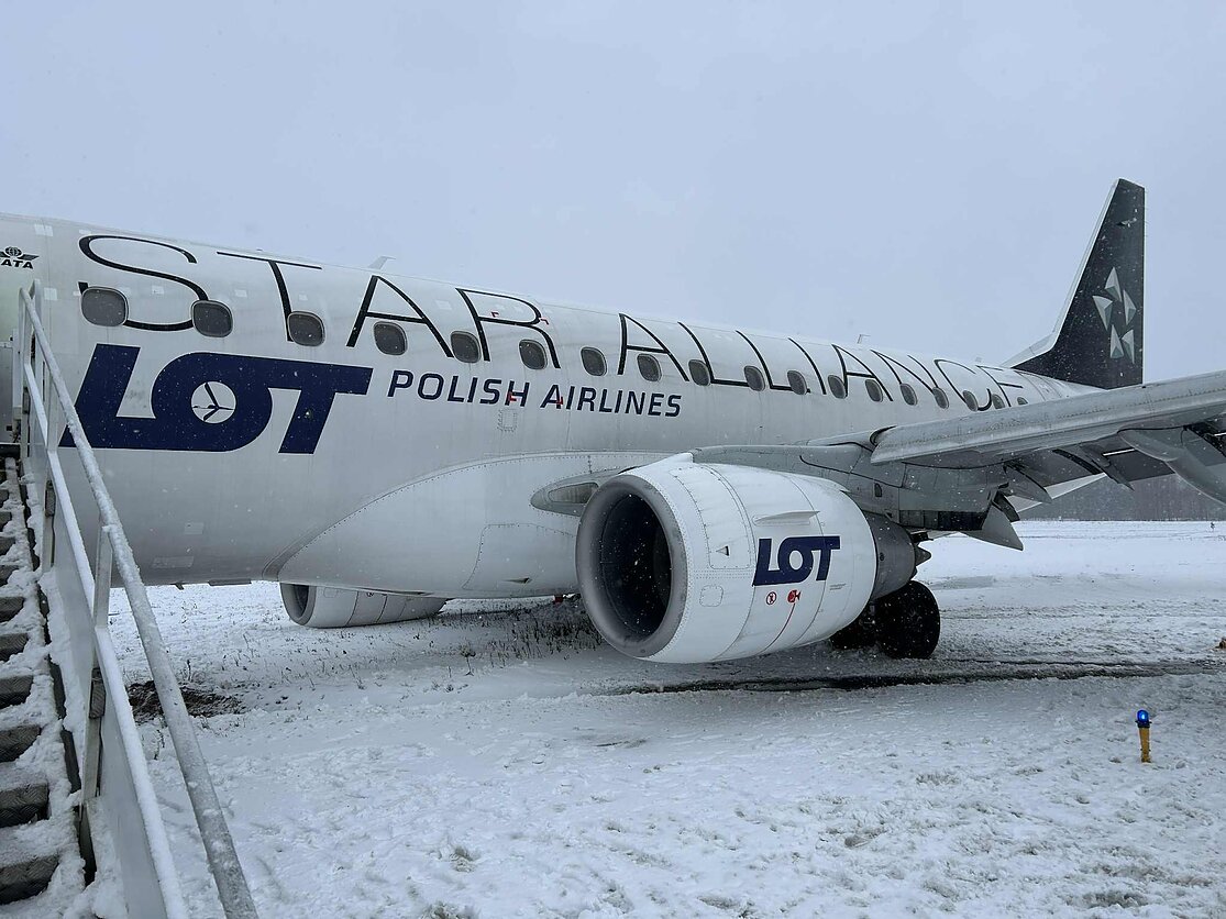 Vilniaus oro uoste nuo tako nuriedėjo lėktuvas