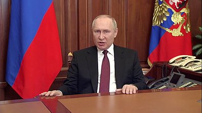 Vladimiras Putinas 2022 m. vasario 24 d. paskelbia „specialiosios karinės operacijos“ Ukrainoje pradžią
