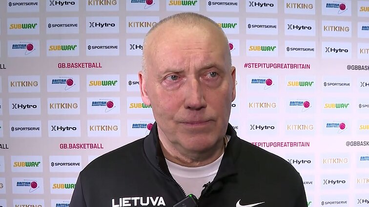 Po sunkios kovos apie pareigą prakalbęs Kurtinaitis: yra vertybės, kurių nepakeis pinigai