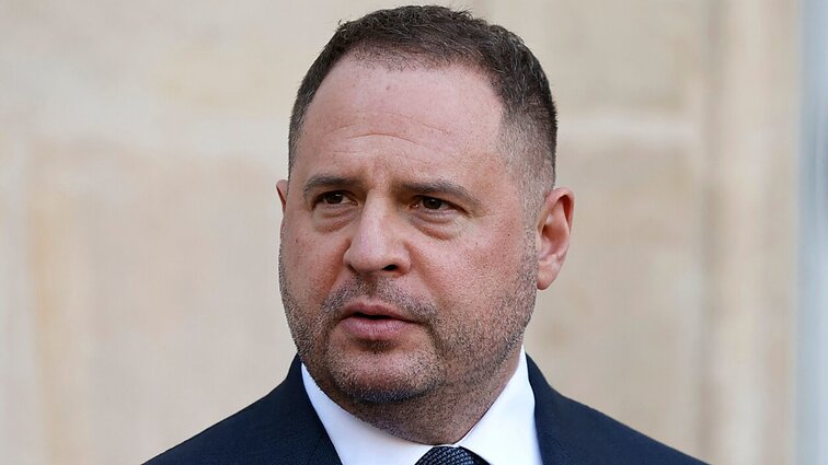 Jermako biure ir namuose – kratos: „Tai nepadės artėjančiame susitikime su JAV atstovais“