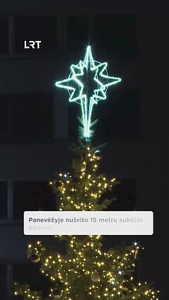 Panevėžys skelbia žiemos švenčių pradžią: žvaigždėmis suspindo miesto eglė