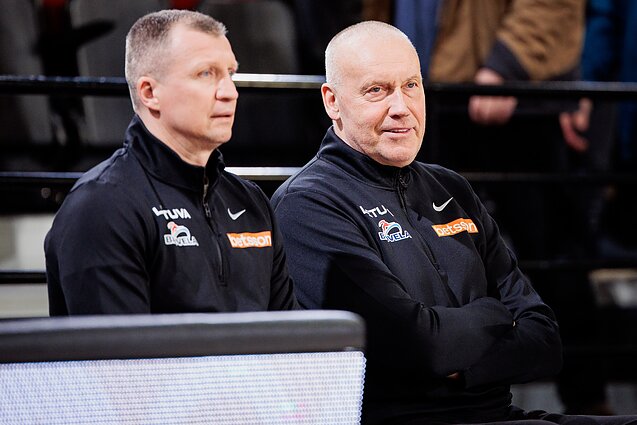 Tomas Pačėsas ir Rimas Kurtinaitis. Pasaulio krepšinio čempionato atranka: Lietuva – Italija Tomas Pačėsas ir Rimas Kurtinaitis. Pasaulio krepšinio čempionato atranka: Lietuva – Italija