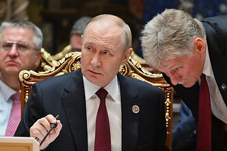 Vladimiras Putinas ir Dmitrijus Peskovas