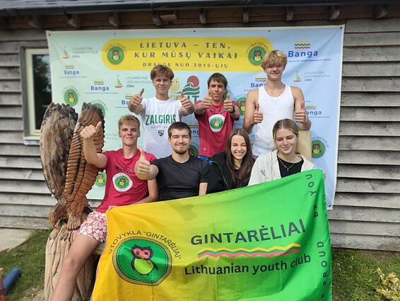 Jaunimo klubas „Gintarėliai“