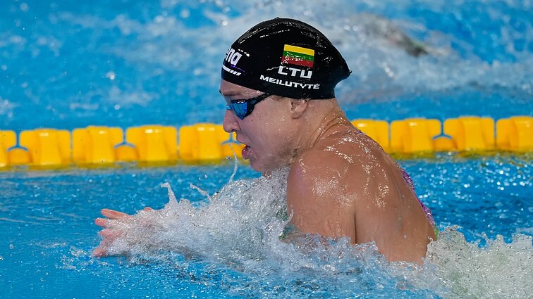 Džiaugsmo šokiai ir tarpusavio konkrencija: lietuvių startai Europos plaukimo čempionate