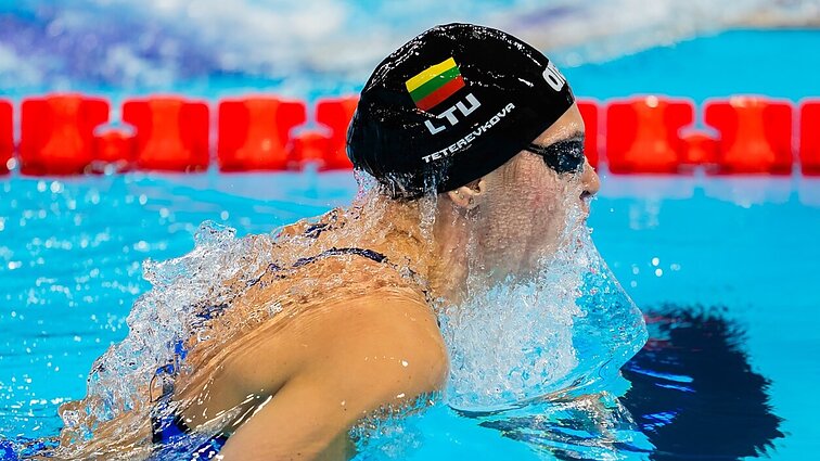 Teterevkova Europos plaukimo čempionate iškovojo bronzą ir pagerino Lietuvos rekordą