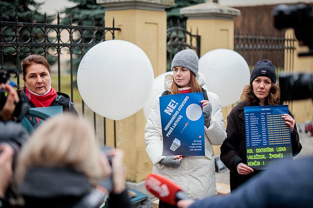 Prie Baltarusijos ambasados – protestas dėl kontrabandinių balionų keliamos grėsmės