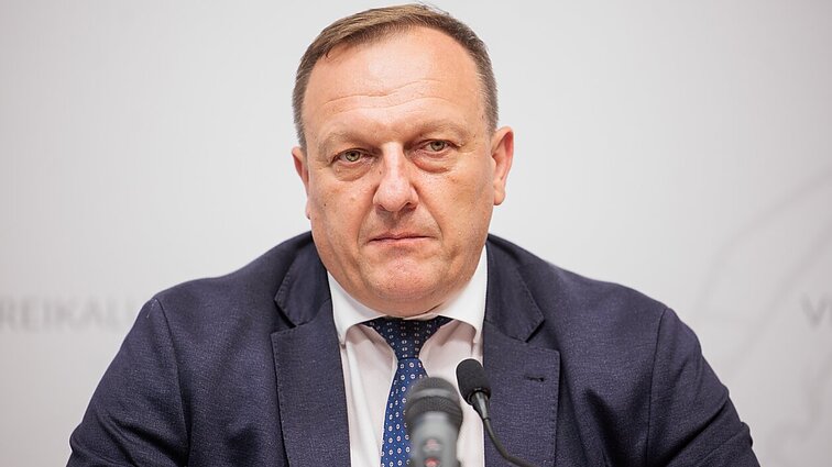 Kondratovičius: jokia šalis neturi sprendimo, kaip numušti balioną 10 kilometrų aukštyje