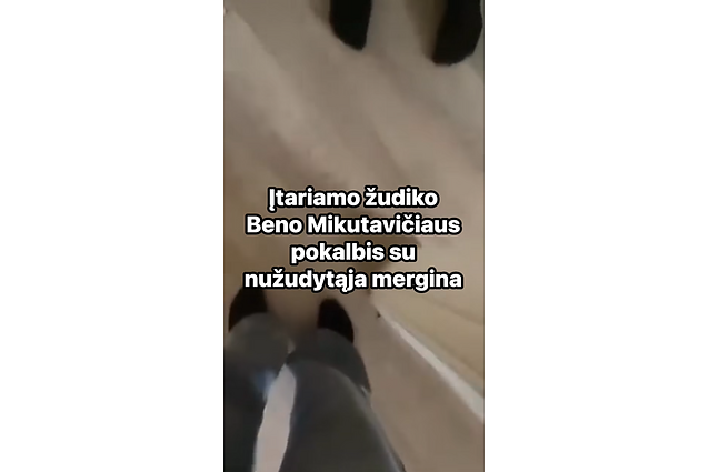Socialiniuose tinkluose plintantis vaizdo įrašas Socialiniuose tinkluose plintantis vaizdo įrašas