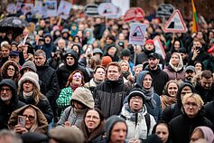 Protestas „Šalin rankas“