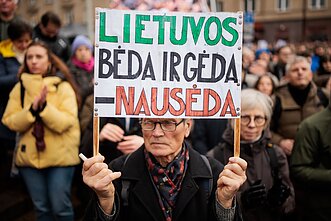 Протест «Руки прочь»