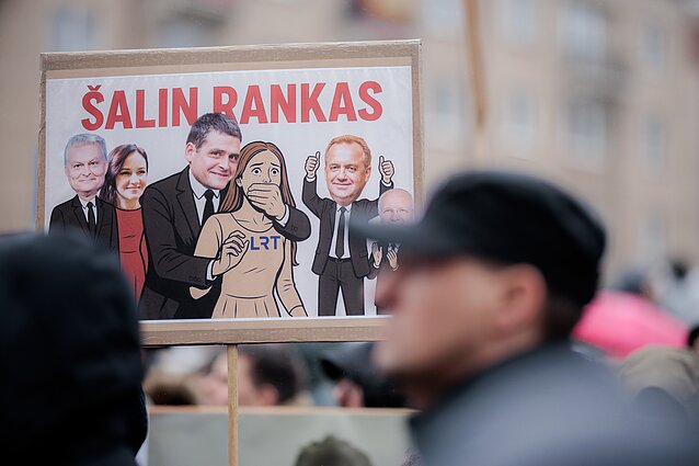 Протест «Руки прочь»