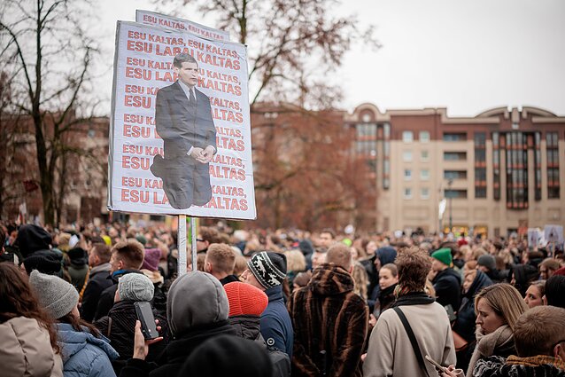 Protestas „Šalin rankas“