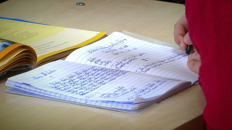 Tautinių mažumų vaikai gauna daug mažiau lietuvių k. pamokų: kenčia moksleivių žinios