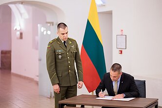 Krašto apsaugos ministerijoje pasirašyta sutartis dėl tankų „Leopard“ techninės parengties