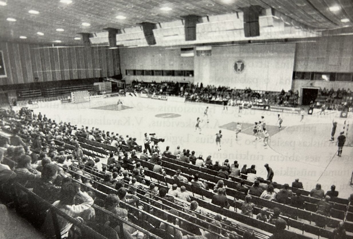 1975 m. Vilniuje vykęs pasaulio moterų rankinio čempionatas 1975 m. Vilniuje vykęs pasaulio moterų rankinio čempionatas