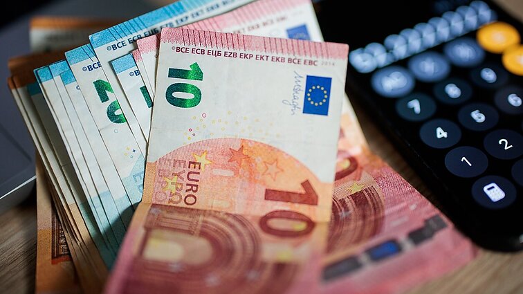 Sergantieji sunkiomis ligomis iš II pensijų pakopos galės atsiimti visas sukauptas lėšas