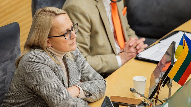 Oleką ginanti Girskienė: chaosas posėdyje buvo opozicijos, o ne Seimo pirmininko kaltė